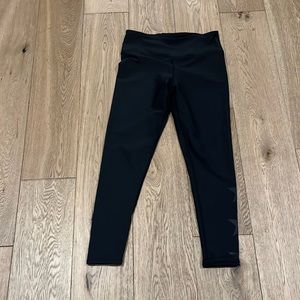 Aqua pre-owned leggings size medium may be worn one time